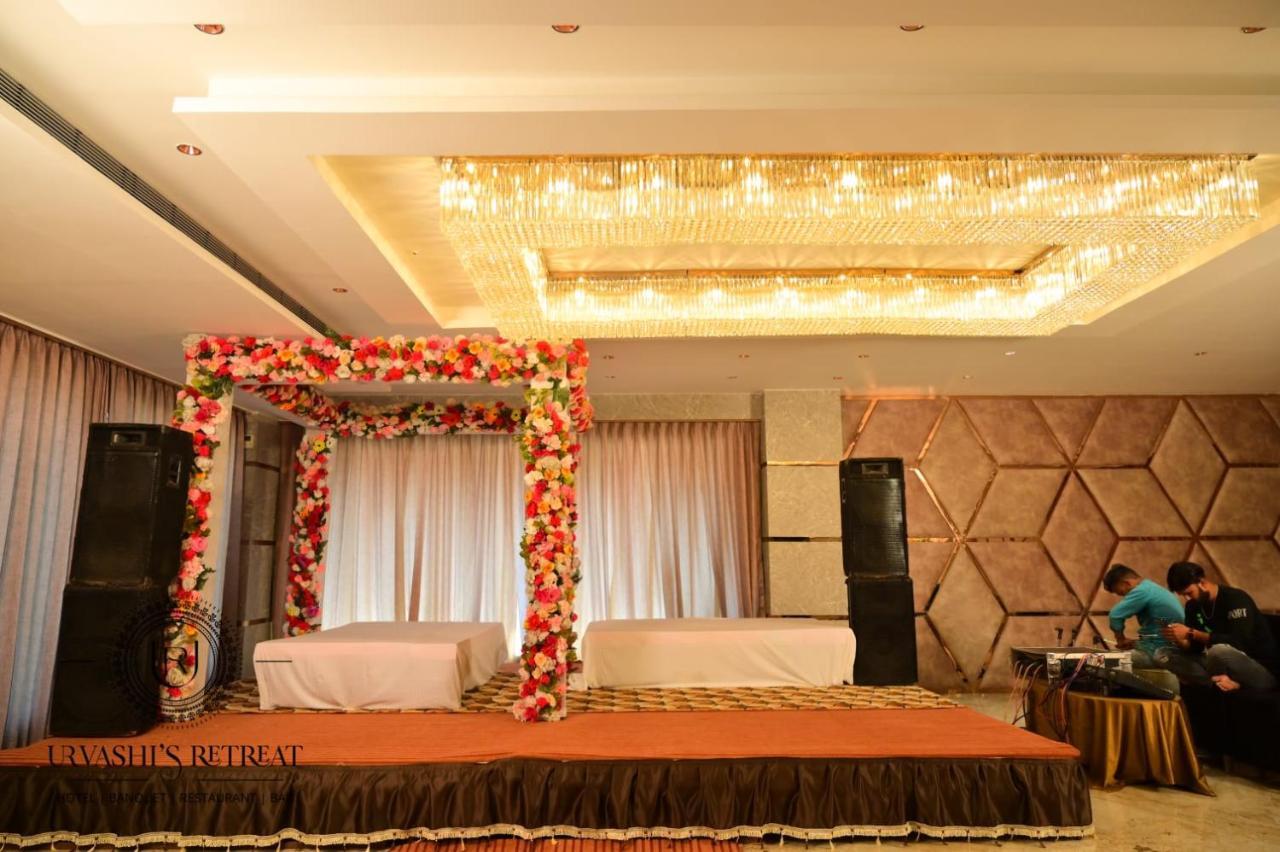 Hotel Urvashi Retreat By Bookingcare Katni 外观 照片